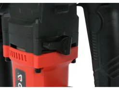MŁOT UDAROWO-OBROTOWY SDS+ 1100W, 3 FUNKCJE (KUCIE, WIERCENIE Z UDAREM I BEZ UDARU), W KOMPLECIE WIERTŁA I DŁUTA