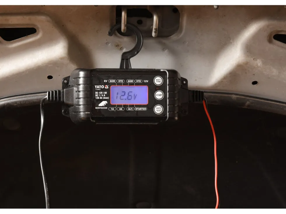 PROSTOWNIK ELEKTRONICZNY Z WYŚWIETLACZEM 6-12V 1/4A