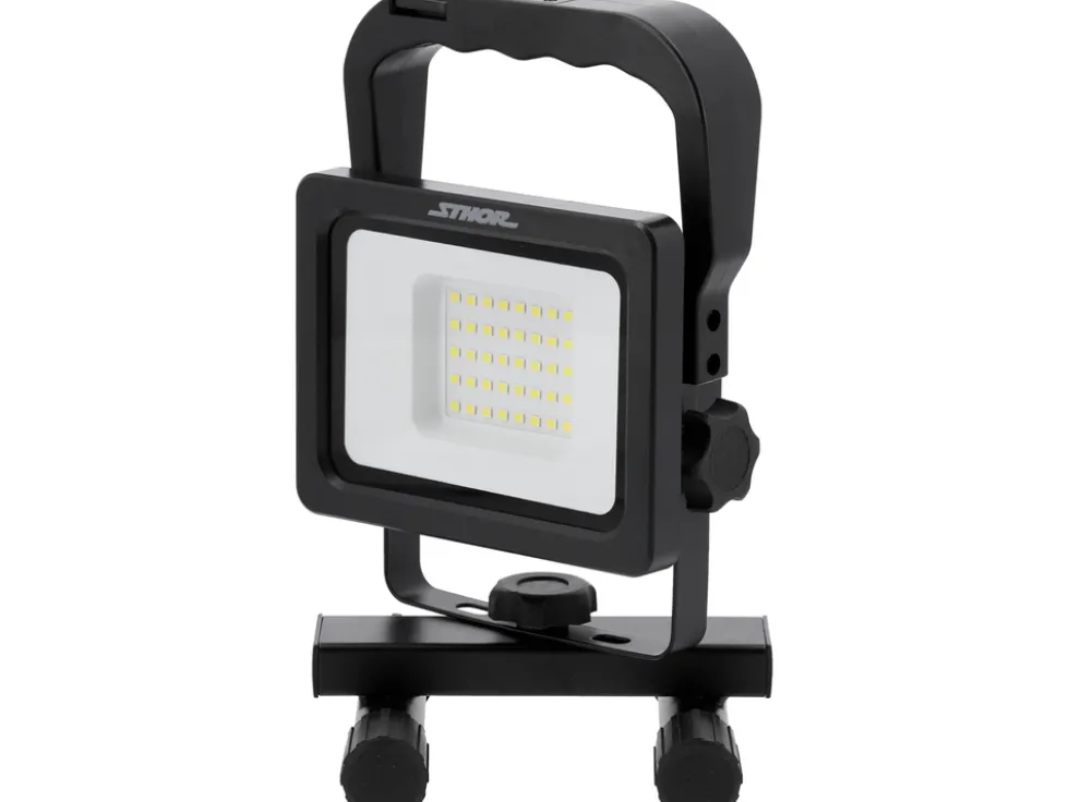 REFLEKTOR PRZENOŚNY 20W SMD 2000LM