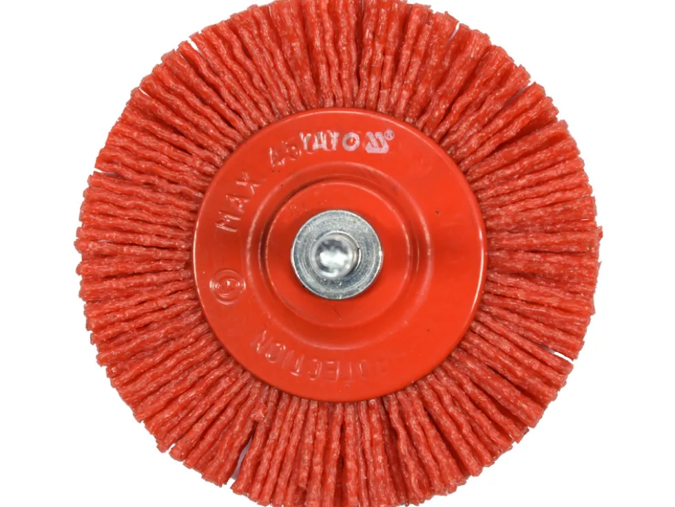 SZCZOTKA TARCZOWA Z TRZPIENIEM 75MM NYLON