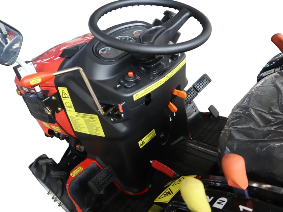 TRAKTOR 4X4, DIESEL 25 KM, KOMPAKTOWY, DO OGRODU I GOSPODARSTWA