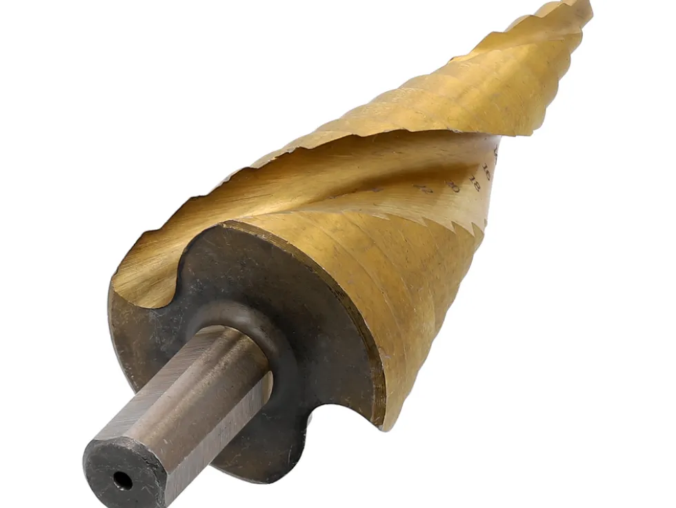 WIERTŁO STOPNIOWE SPIRALNE 4-32MM