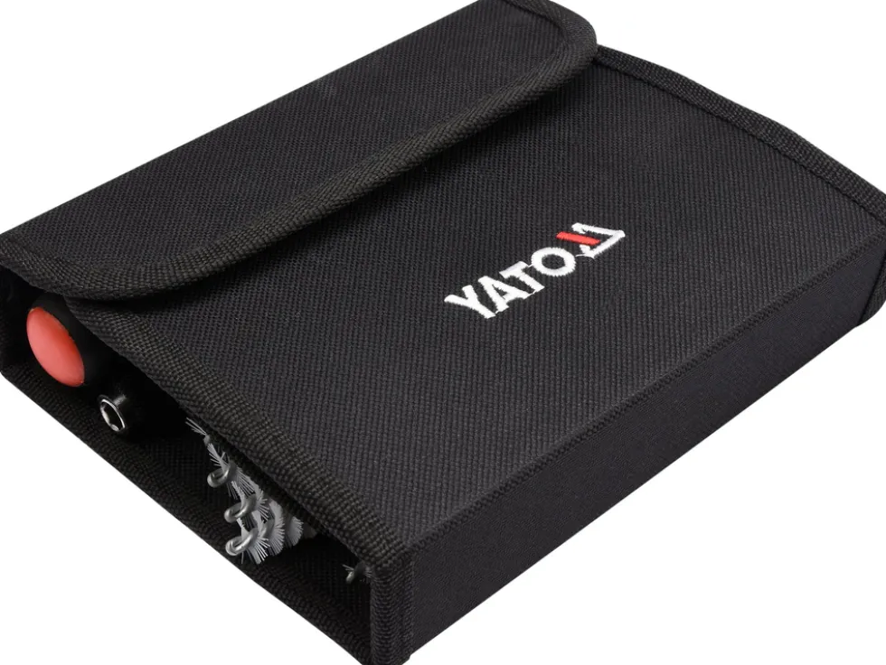 ZESTAW SZCZOTEK DO GNIAZD ŚWIEC 20CZ.